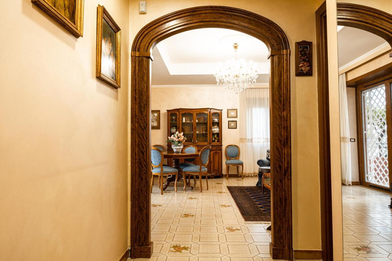 Appartement Quinto Piano à Rome Extérieur photo