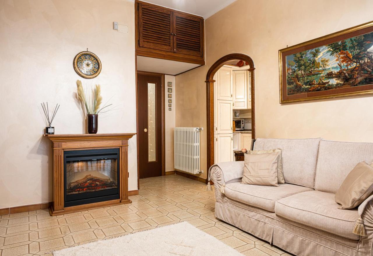 Appartement Quinto Piano à Rome Extérieur photo